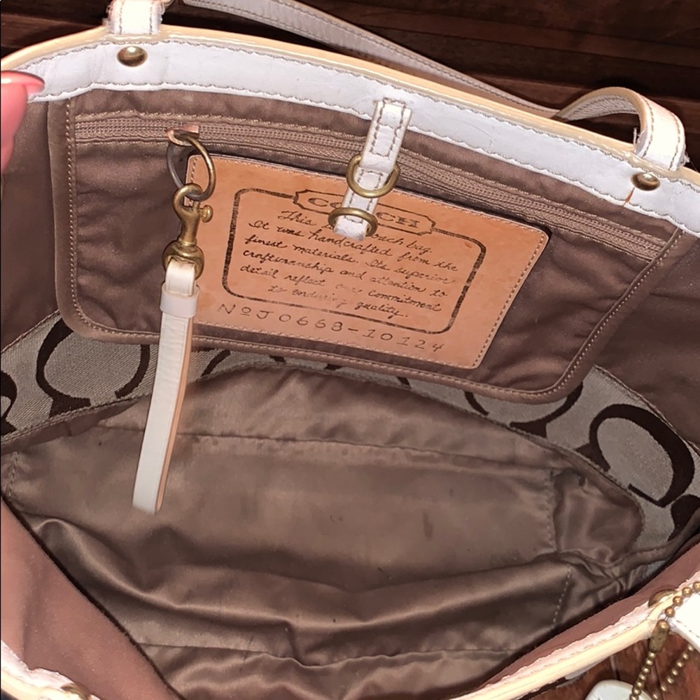 Coach Bag - Picture 4 of 4